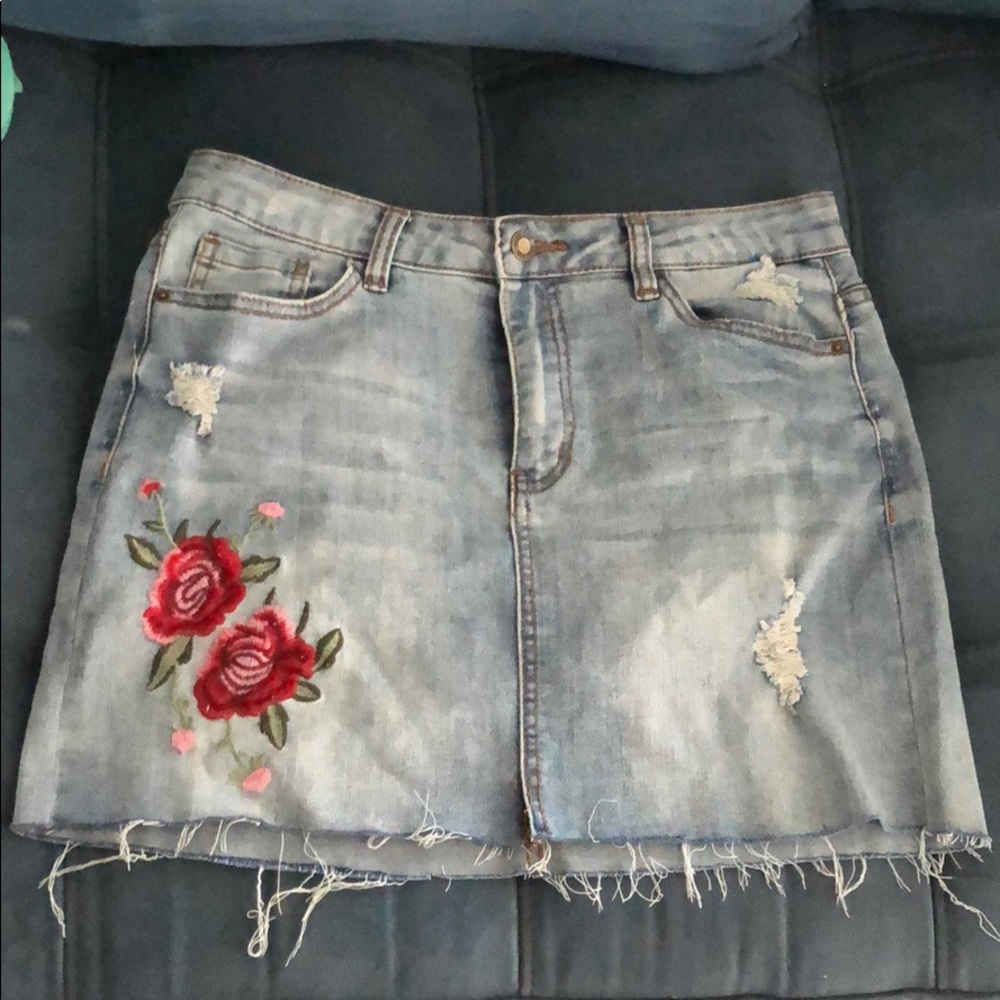 Ladies denim skirt